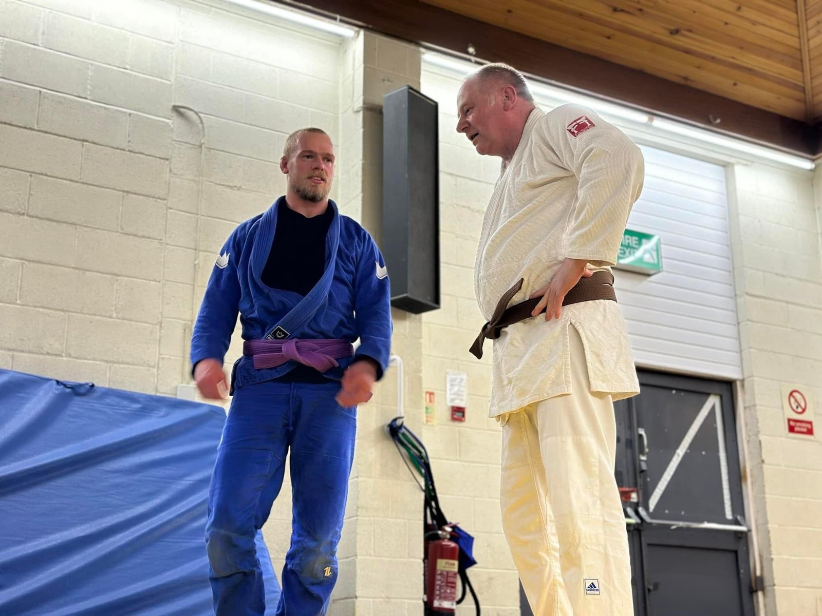 Head Coach Joe Burns coaching at Club 62